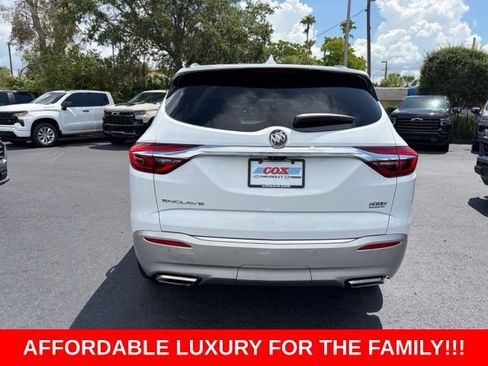 Used 2021 Buick Enclave Essence w/ LPO, Touring Package FWD image 5