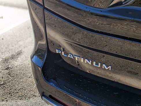 New 2025 Ford Expedition Max Platinum w/ Driver's Package image 31