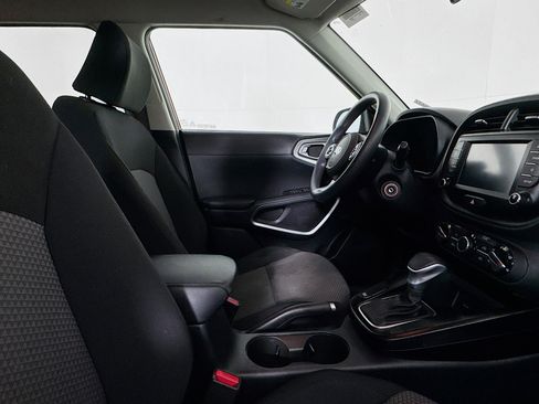 Used 2020 Kia Soul LX image 27