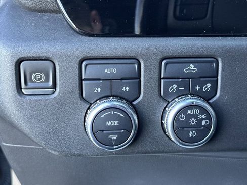 Used 2022 GMC Sierra 1500 Elevation w/ LPO, Elevation Black Package image 20