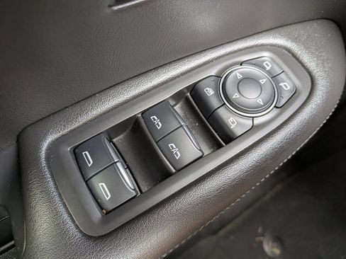 Used 2023 Cadillac XT6 Premium Luxury FWD image 25