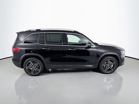 Used 2026 Mercedes-Benz GLB 250 4MATIC image 8