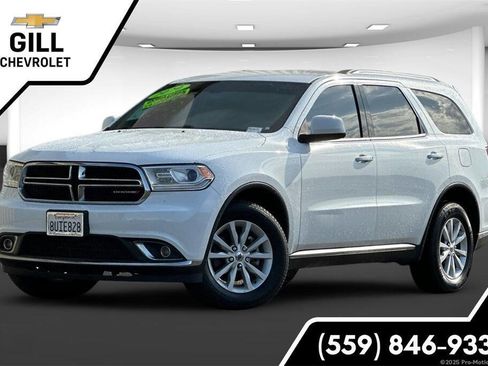 Used 2020 Dodge Durango SXT image 1