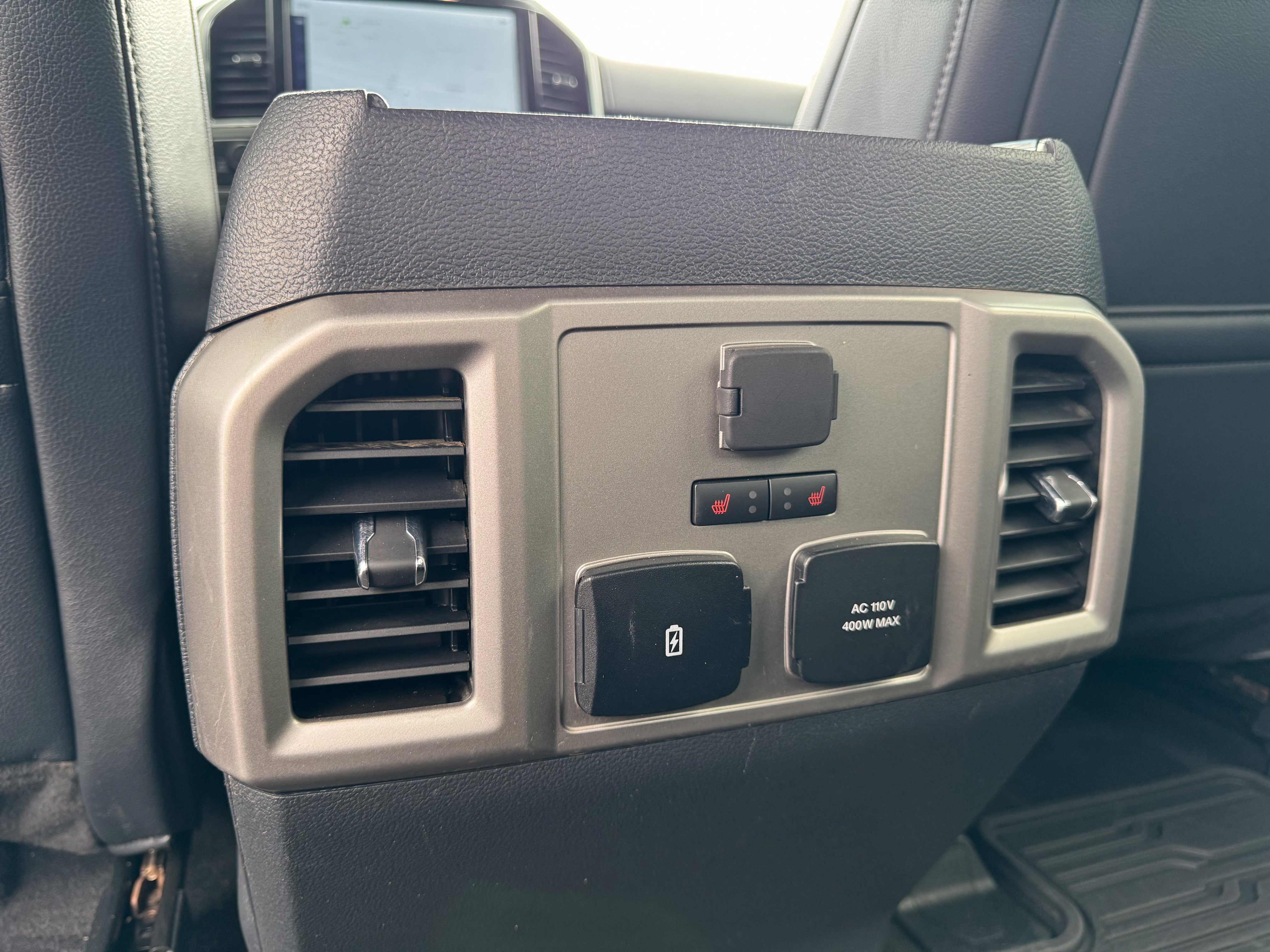 Used 2022 Ford F250 Lariat w/ Black Appearance Package AWD/4WD image 60