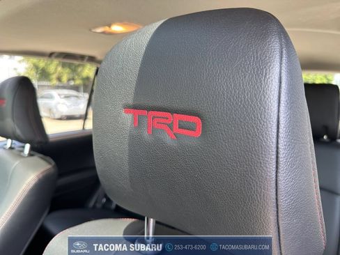 Used 2022 Toyota 4Runner TRD Off-Road Premium w/ TRD Black Wheel Package (TMS) AWD/4WD image 25