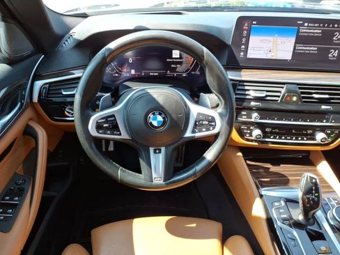 Used 2021 BMW 540i xDrive w/ M Sport Package AWD/4WD image 14