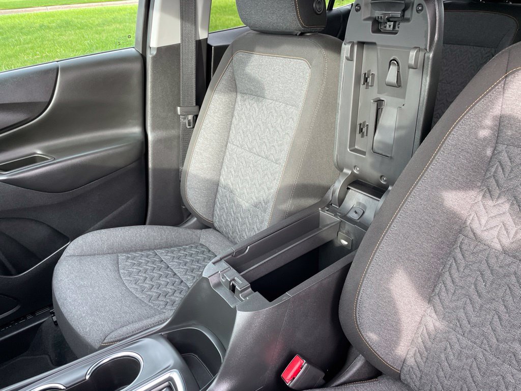 Used 2022 Chevrolet Equinox LT AWD/4WD image 37