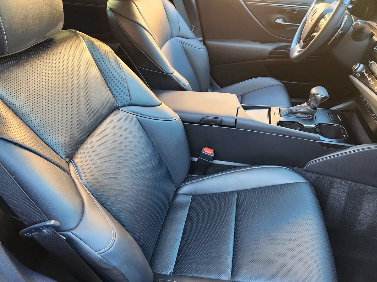 Used 2024 Lexus ES 350 w/ Premium Package FWD image 25