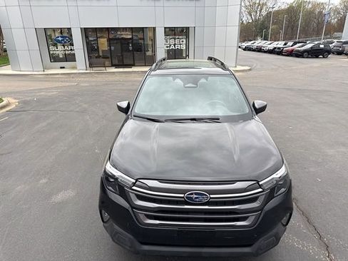 Certified 2025 Subaru Forester Premium image 2