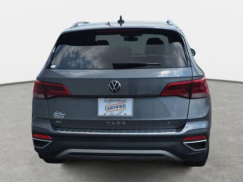 Used 2023 Volkswagen Taos SE AWD/4WD image 6