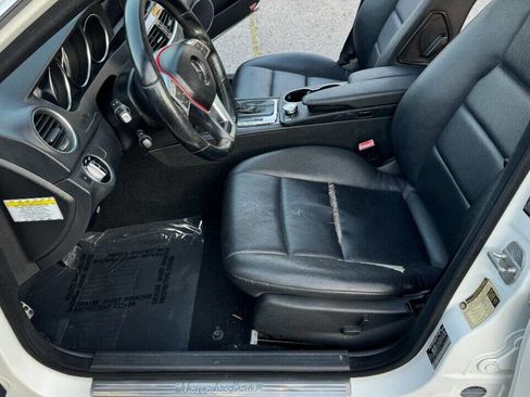 Used 2013 Mercedes-Benz C 250 Sedan image 14