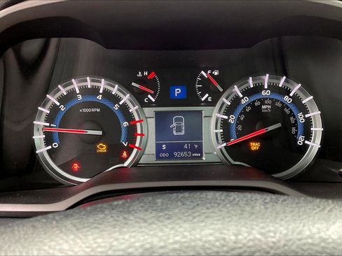 Used 2016 Toyota 4Runner Limited image 15