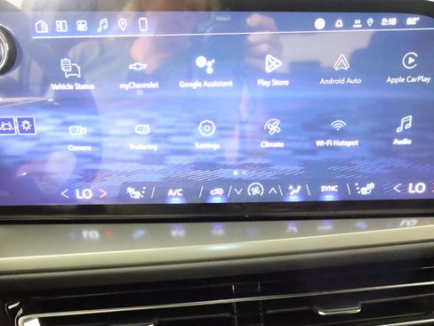 New 2026 Chevrolet Traverse LT w/ Driver Confidence Package FWD image 25