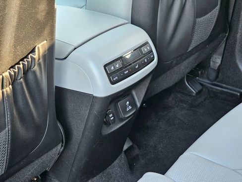Used 2023 Hyundai Palisade SEL AWD/4WD image 26