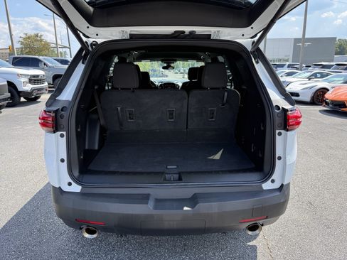 Used 2023 Chevrolet Traverse LT AWD/4WD image 33