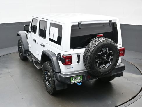 Used 2022 Jeep Wrangler Unlimited Rubicon 4xe w/ Cold Weather Group AWD/4WD image 36