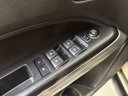 Used 2021 Chevrolet Colorado ZR2 w/ Colorado ZR2 Bison Edition image 11