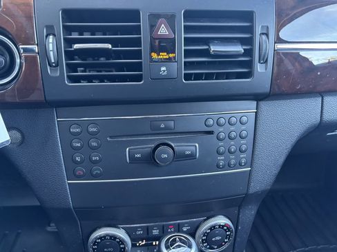 Used 2012 Mercedes-Benz GLK 350 4MATIC image 19