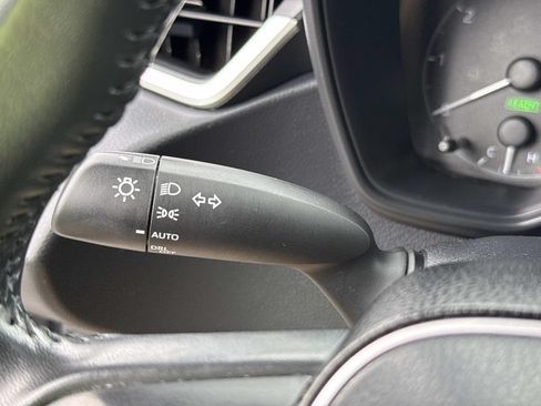 Used 2024 Toyota Corolla SE FWD image 38