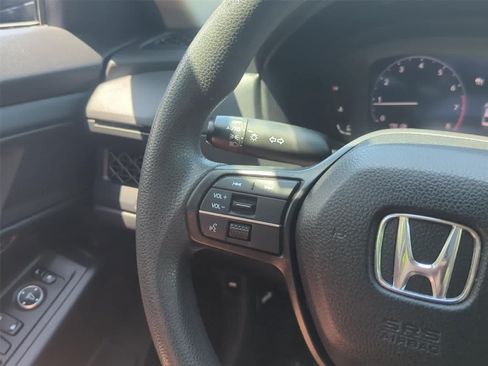 Used 2023 Honda Accord SE image 21