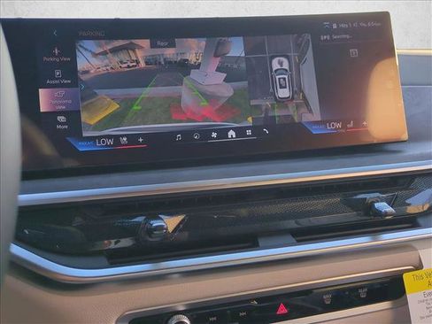 New 2026 BMW X5 xDrive40i w/ Premium Package AWD/4WD image 13