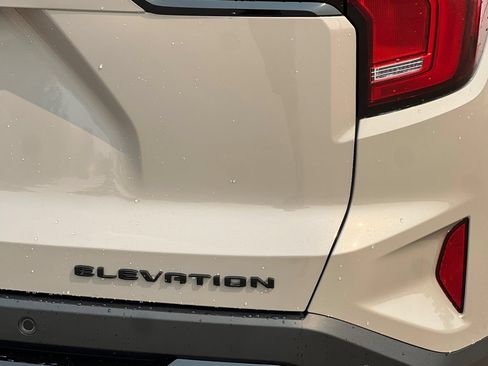New 2027 GMC Terrain Elevation w/ Elevation Premium Package AWD/4WD image 22