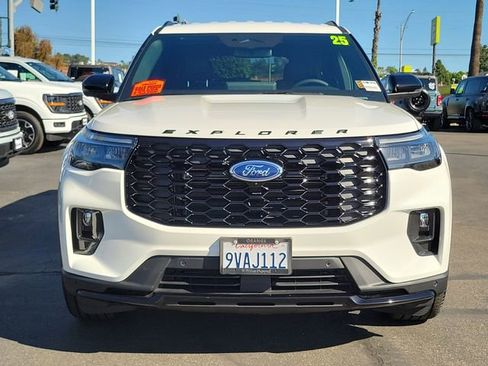 Used 2025 Ford Explorer ST-Line w/ Premium Package image 26
