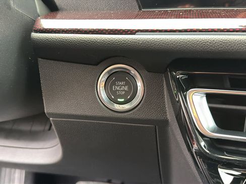 New 2026 Chevrolet Traverse RS image 17