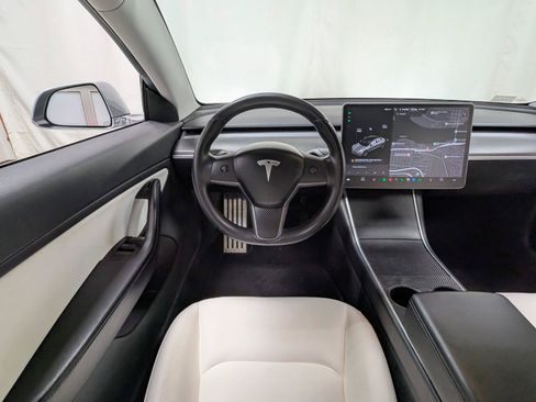 Used 2018 Tesla Model 3 Long Range AWD/4WD image 2