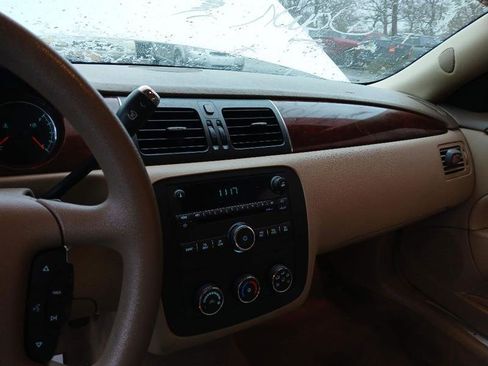 Used 2006 Buick Lucerne CX image 8