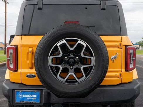 Used 2022 Ford Bronco Outer Banks AWD/4WD image 7