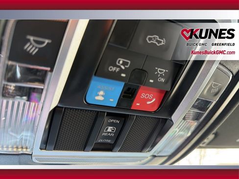 Used 2025 RAM 1500 Laramie w/ Bed Utility Group image 29