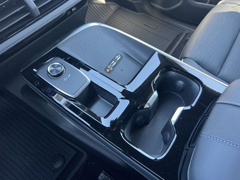 New 2026 Buick Enclave Sport Touring w/ LPO, Floor Liner Package image 7