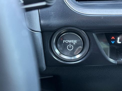 Certified 2025 Lexus UX 300h FWD w/ Accessory Package (Z2) image 18