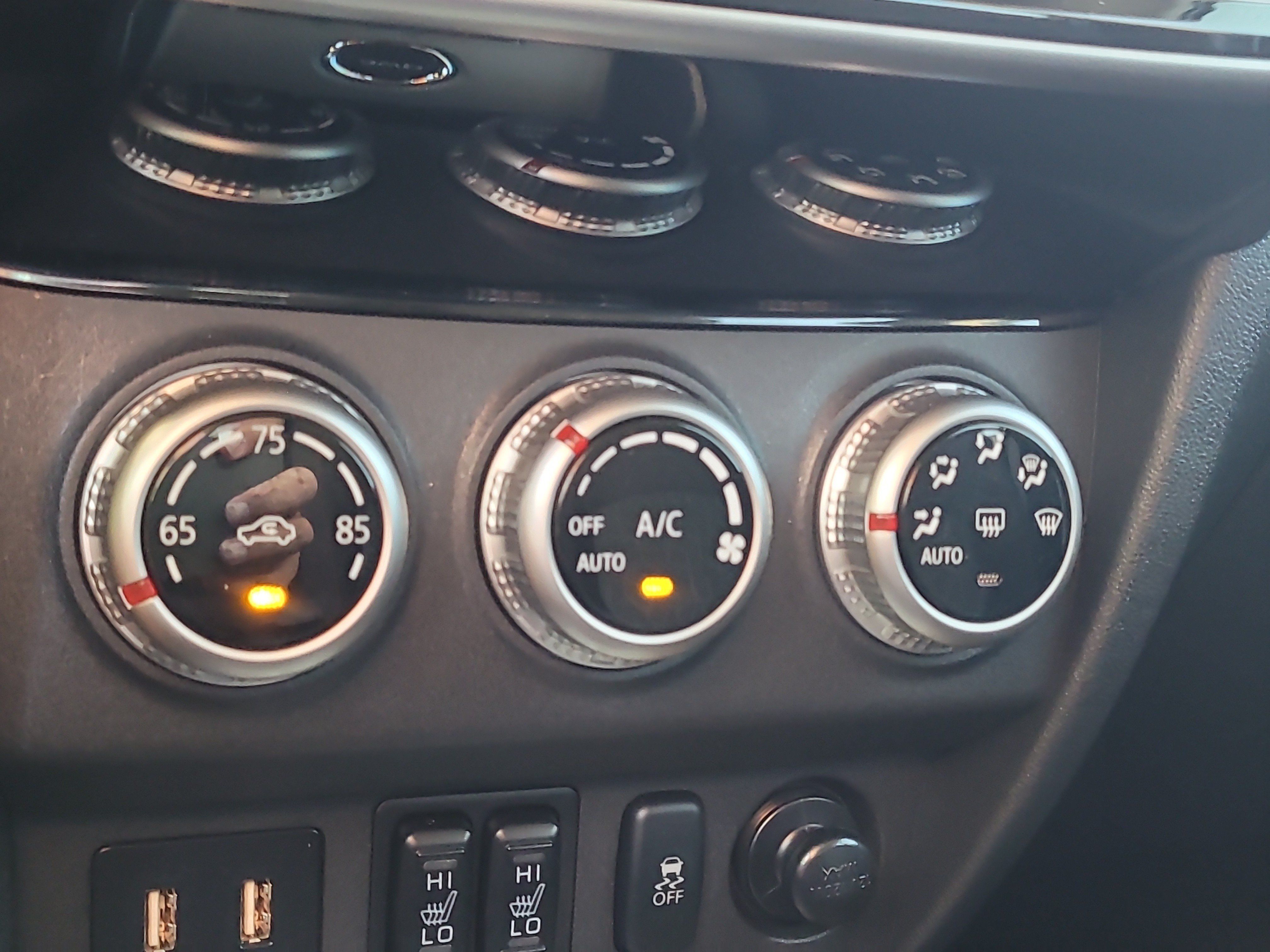 Used 2025 Mitsubishi Outlander Sport LE AWD/4WD image 24