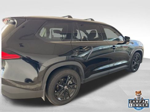 Used 2024 Toyota Grand Highlander Limited image 6