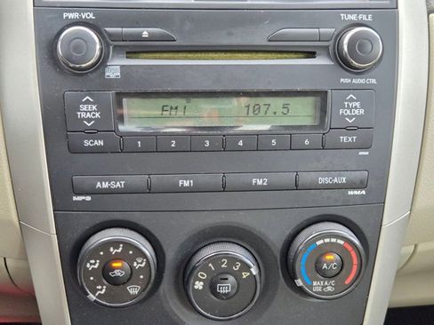 Used 2010 Toyota Corolla LE FWD image 11