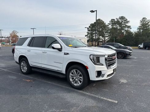 Used 2023 GMC Yukon SLT image 16