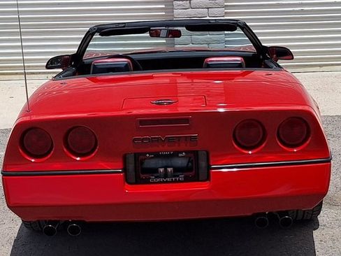 Used 1987 Chevrolet Corvette Coupe image 5