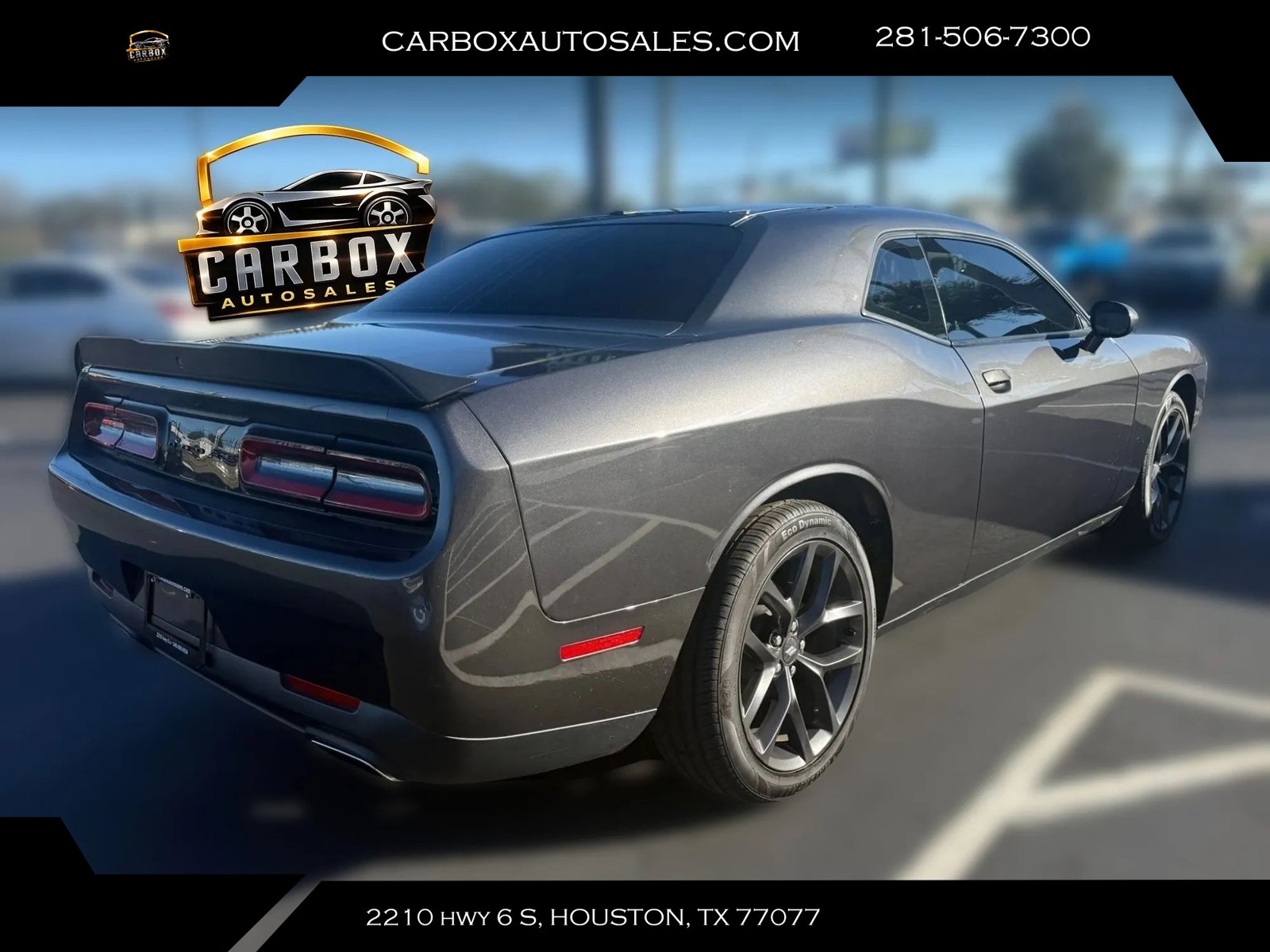 Used 2021 Dodge Challenger SXT w/ Blacktop Package RWD image 5