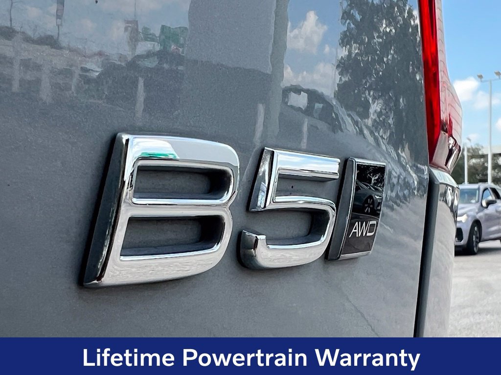 Certified 2024 Volvo XC40 B5 Plus w/ Protection Package Premier AWD/4WD image 25