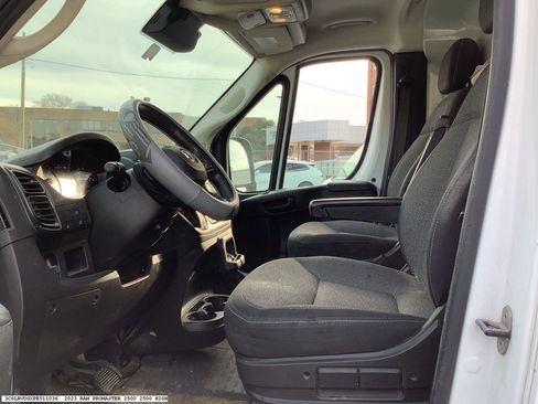Used 2023 RAM ProMaster 2500 w/ Convenience Group image 10
