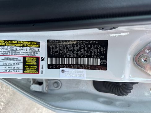 Used 2025 Toyota Camry SE image 20