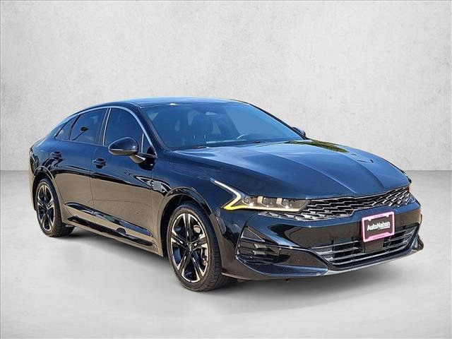 Used 2024 Kia K5 GT-Line w/ GT-Line Premium Package FWD image 3