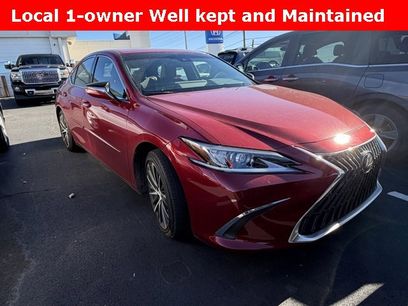 Used 2024 Lexus ES 300h w/ Premium Package