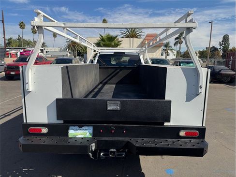 Used 2021 RAM 5500 Tradesman w/ Chrome Appearance Group image 21