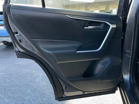 Used 2023 Toyota RAV4 XLE Premium image 37