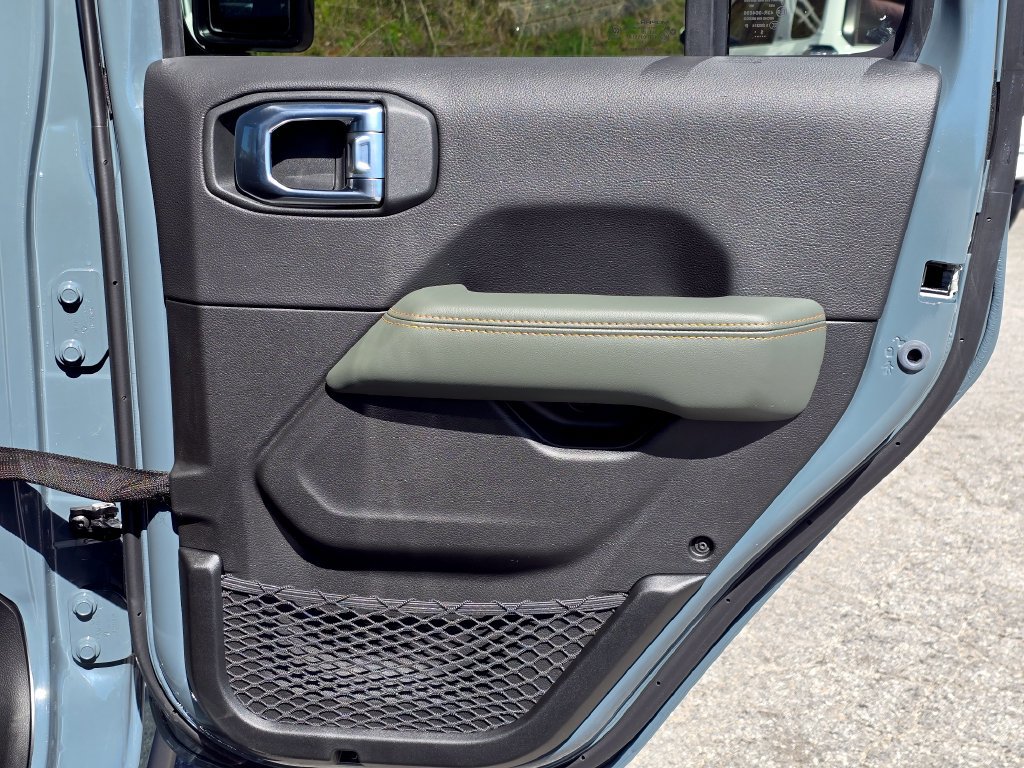 New 2026 Jeep Gladiator Mojave AWD/4WD image 39