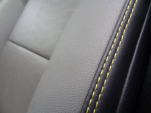 Used 2026 Chevrolet Colorado ZR2 w/ Technology Package image 8