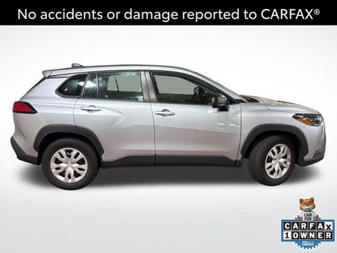Certified 2023 Toyota Corolla Cross L AWD/4WD image 3